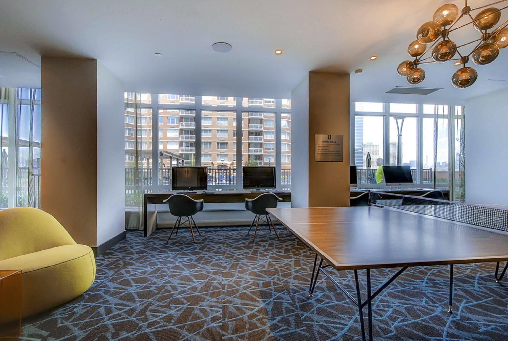 Global Luxury Suites At Newport Jersey City Zewnętrze zdjęcie