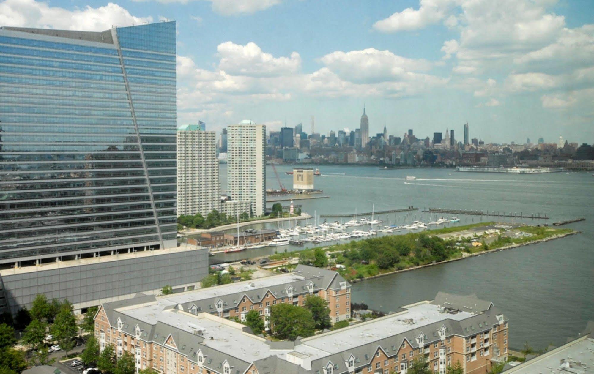 Global Luxury Suites At Newport Jersey City Zewnętrze zdjęcie